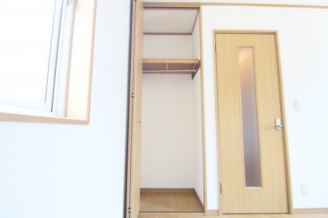 メゾン小泉の収納|別部屋の参考写真です。