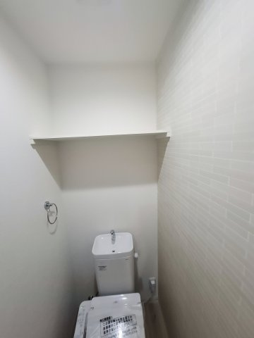 フジパレス西宮久寿川の収納|トイレ上　収納