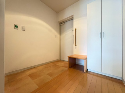 【玄関】 | ロハス江坂