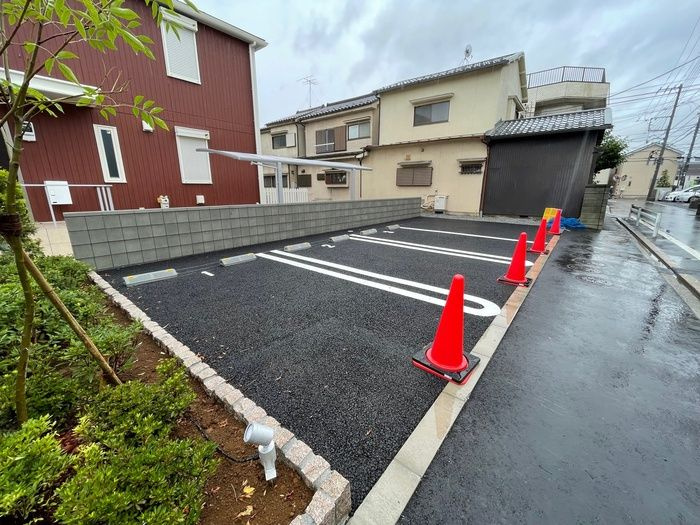 フィーカ　Ⅰの駐車場