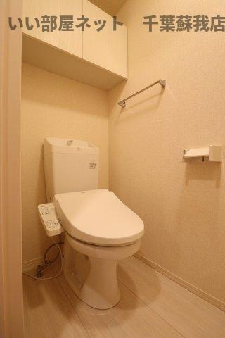 サンクレールＡＢ　Ａのトイレ|落ち着いた色調のトイレです