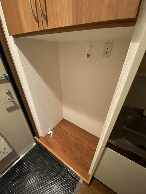 尼崎市武庫町１丁目のアパートの収納