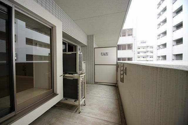 福岡市博多区博多駅南４丁目の賃貸マンションのバルコニー|物件の画像10