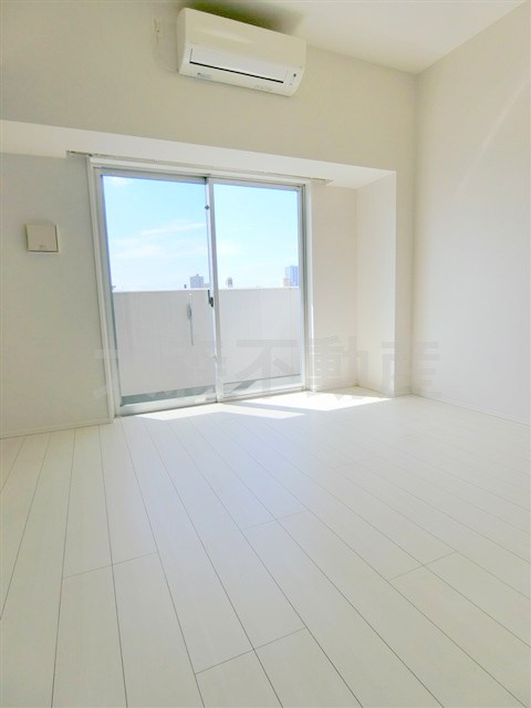 PREMIUM CUBEプレミアムキューブ大森本町の居間・リビング