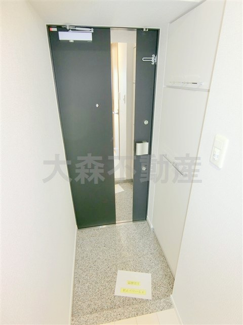 PREMIUM CUBEプレミアムキューブ大森本町の玄関