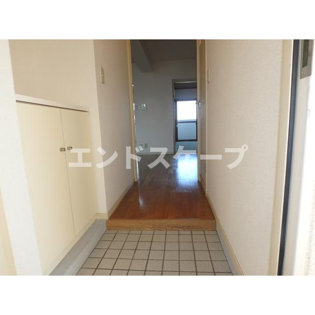 プレセランスアドニードの玄関|高崎、前橋のお部屋探しはエンドスケープまで！お客様の理想お聞かせ下さい♪