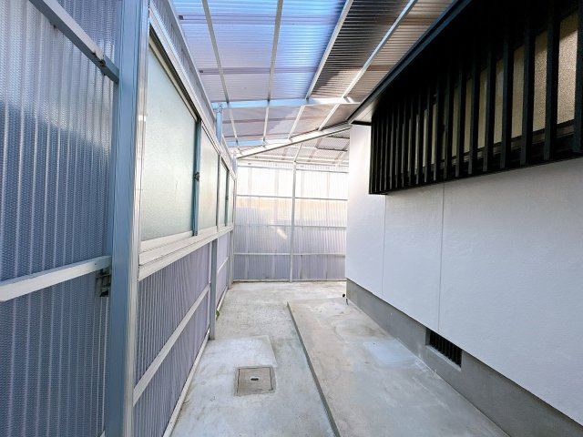宇部市南小羽山町２丁目　戸建てのその他|差し掛けです。