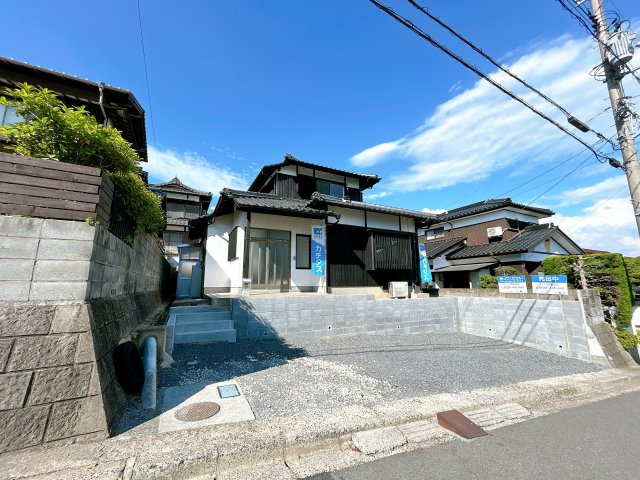 宇部市南小羽山町２丁目　戸建ての駐車場|駐車場です。