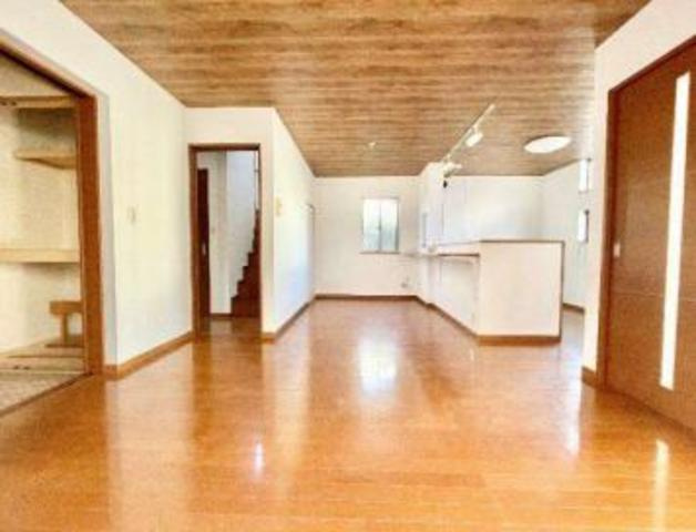 越生町越生　中古売戸建の居間・リビング