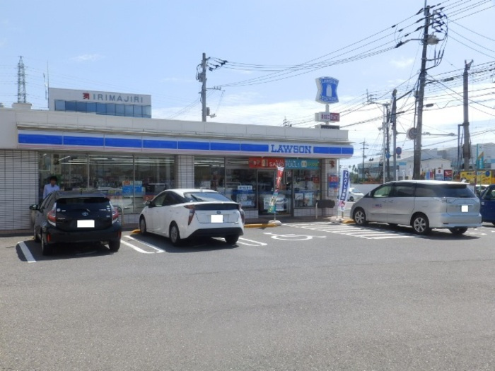 ヴィレッジ札場 B棟|ローソン高知市南久保店