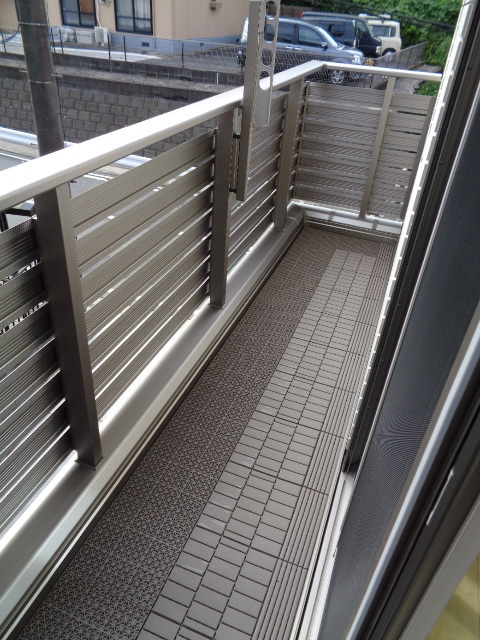 グリーンヒルズAのバルコニー