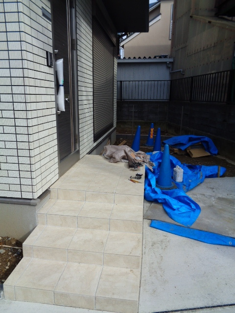 グリーンヒルズAのエントランス