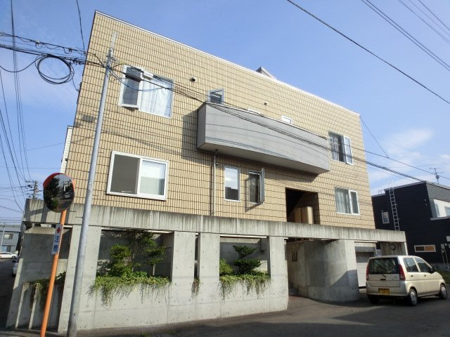 ファーストコート宮の沢