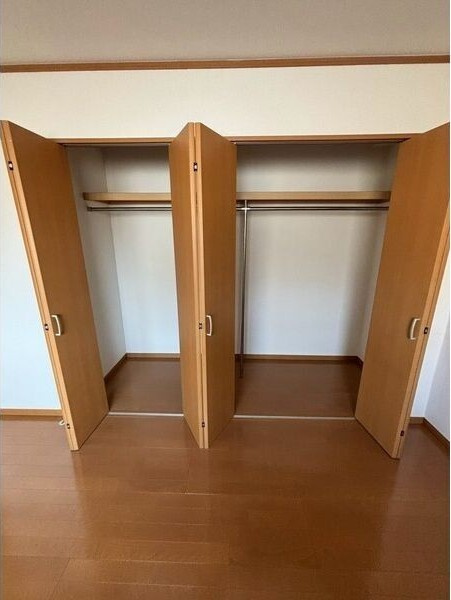プレステージ高間の収納