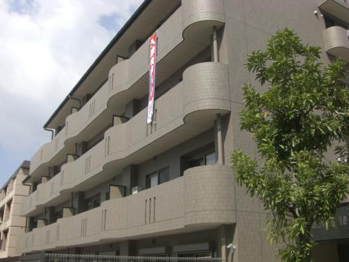 プレステージ高間の外観