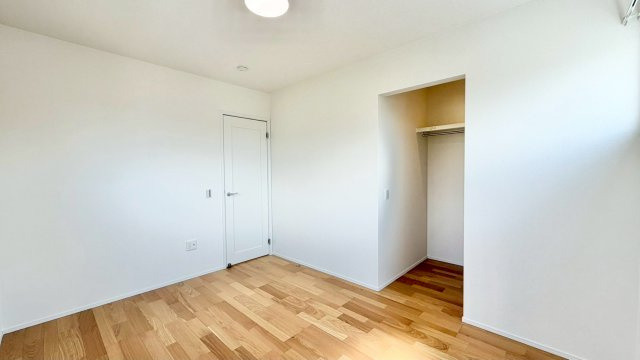 大英産業　筑後市西牟田の洋室