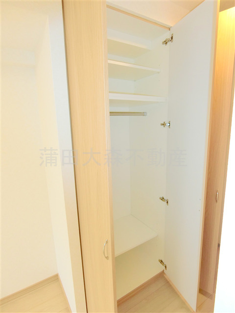 ルーブル蒲田南七番館の収納|収納　クローゼット×2