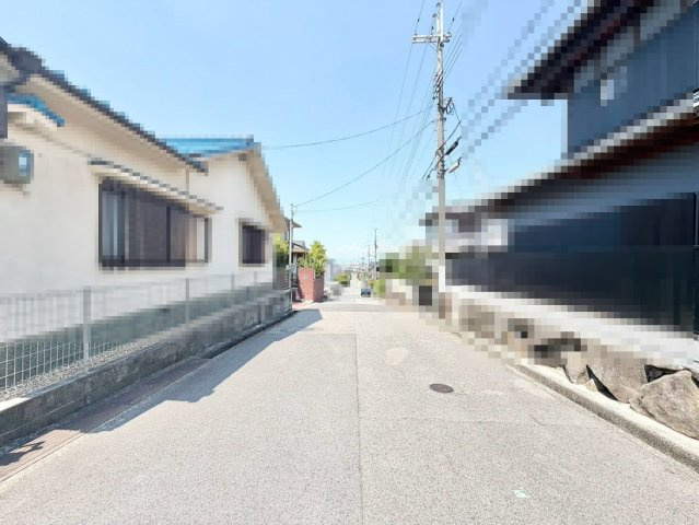 宮山台４丁　中古戸建の前面道路含む現地写真|お家探しを始めてみようと思われたら是非【イエストア】までお気軽にご相談下さいませ♪