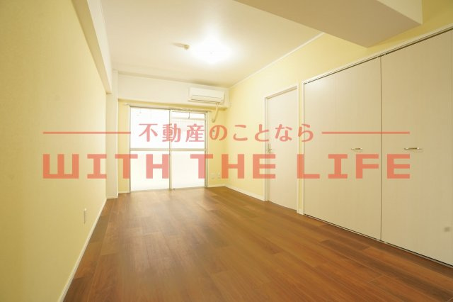 セイコービル【キャッシュバック対象物件】の居間・リビング|ゆったり過ごせる居間です