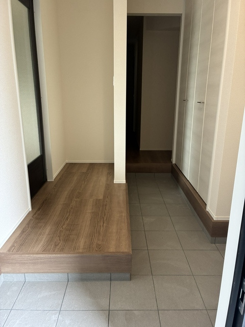 haji081倉敷真備町有井第2 新築分譲住宅の玄関