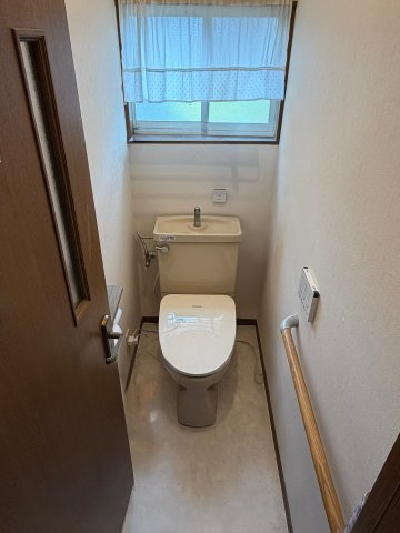 高崎市東中里町　中古物件のトイレ|トイレもきれいです