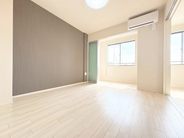 上益城郡益城町大字広崎のアパートの居間・リビング|リビング