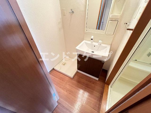 アザレアの洗面所|脱衣所
高崎、前橋のお部屋探しはエンドスケープまで！お客様の理想お聞かせ下さい♪