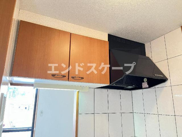 アザレアのキッチン|キッチン上部
高崎、前橋のお部屋探しはエンドスケープまで！お客様の理想お聞かせ下さい♪