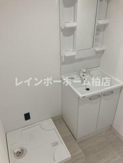 特典：仲介手数料が無料です!!の洗面所|広い洗面スペース