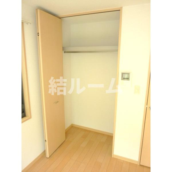 中野区江古田４丁目のアパートの収納