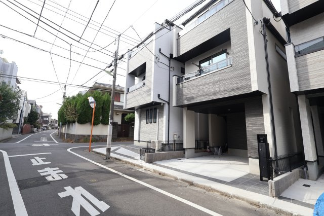 《仲介手数料無料》世田谷区赤堤４丁目13-5新築一戸建てハートフルタウン