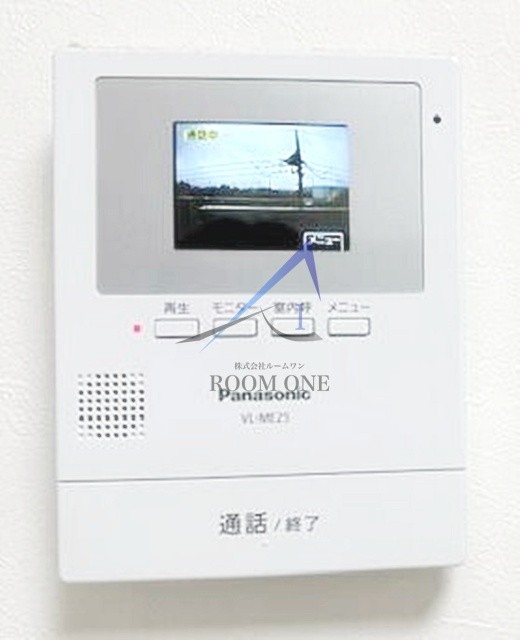 ＬｅｓＳｔａ平和台のセキュリティ|モニター付きインターホンです。