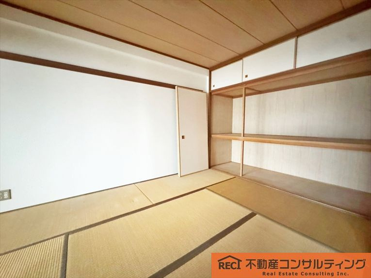 カサベラ新在家ツインズⅡ号館の外観