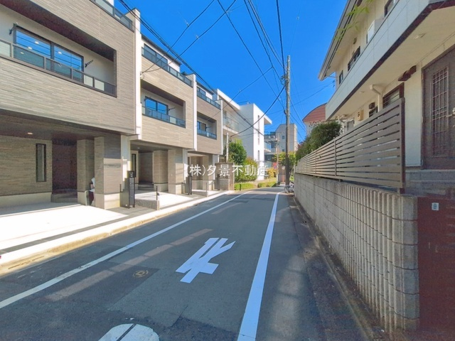 《仲介手数料無料》世田谷区赤堤４丁目13-5新築一戸建てハートフルタウン