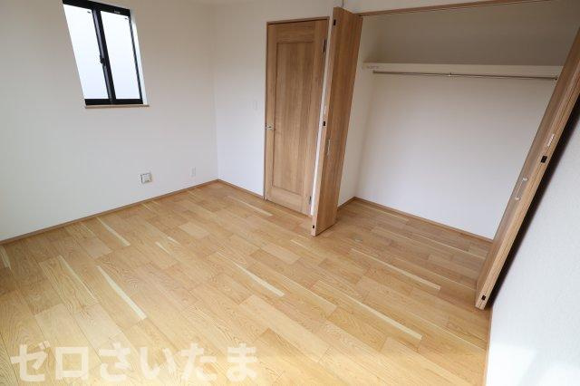 《仲介手数料無料》世田谷区赤堤４丁目13-5新築一戸建てハートフルタウンの洋室|3階 6.5帖