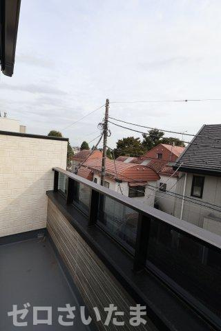《仲介手数料無料》世田谷区赤堤４丁目13-5新築一戸建てハートフルタウンのバルコニー