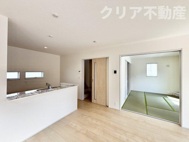 【居間・リビング】 | 高崎市新町 南道路全室南向き♪