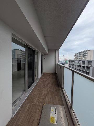 福岡市中央区港１丁目の賃貸マンションのバルコニー|物件の画像10