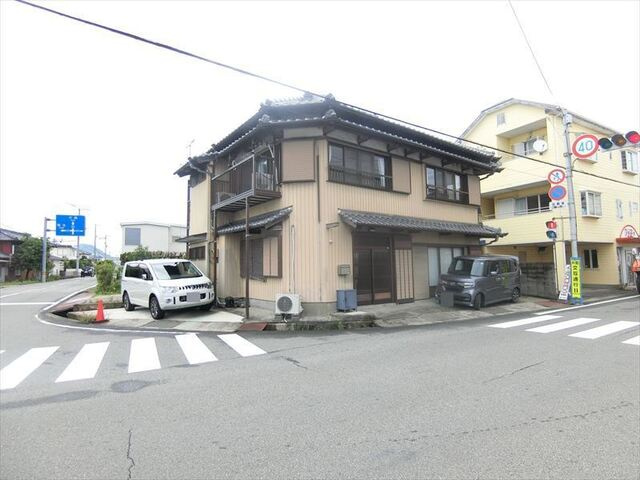 「駐車2台＆土間つき4LDK」南国市大そね乙　中古一戸建て
