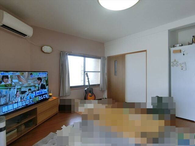 「駐車2台＆土間つき4LDK」南国市大そね乙　中古一戸建ての居間・リビング|水回りやクロス等、2023年にリフォーム実施済♪