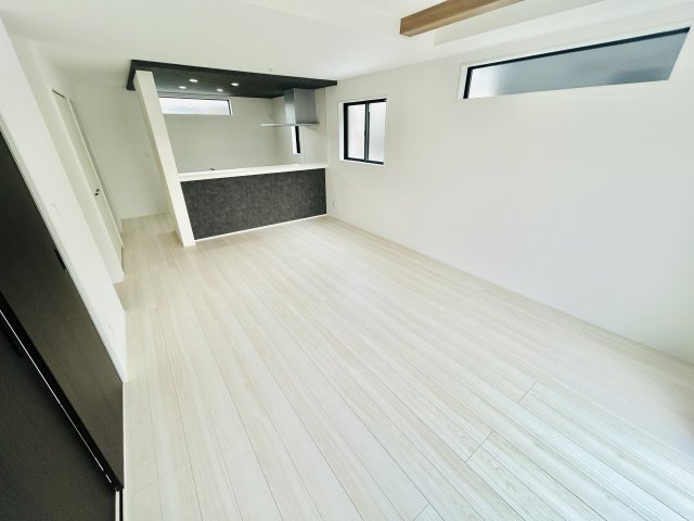 グラファーレ佐倉市城内町５期の居間・リビング