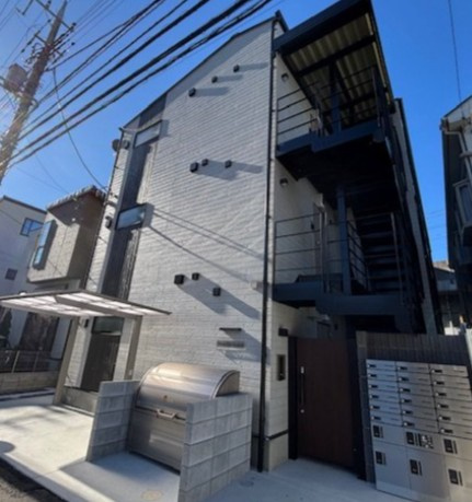 船橋市二子町のアパートの外観