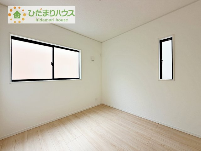 【洋室】 | 土浦市小松第7　新築戸建　4号棟 | 収納だけでなく、シアタールームや書斎、趣味部屋にも！