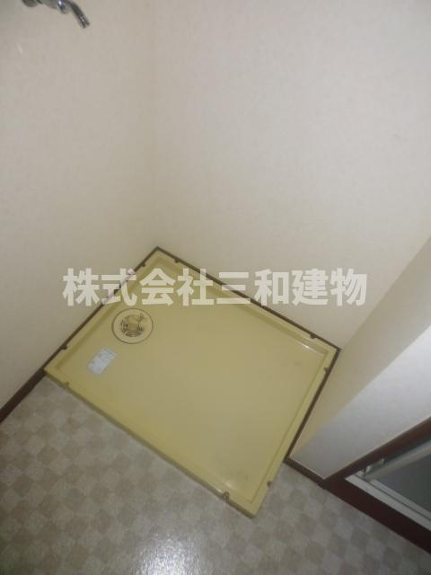 ロワイヤル守屋のその他|洗濯機置場