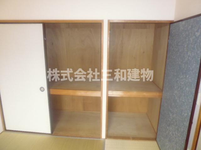 ロワイヤル守屋の収納