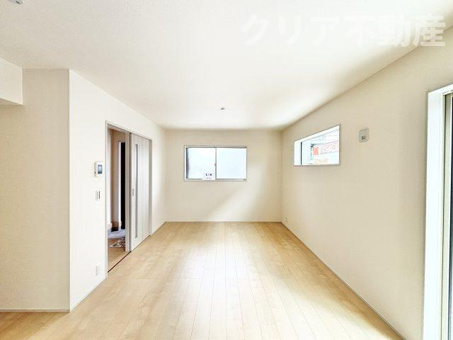 【外観】 | 駐車並列２台・藤岡市藤岡・第二小徒歩11分！