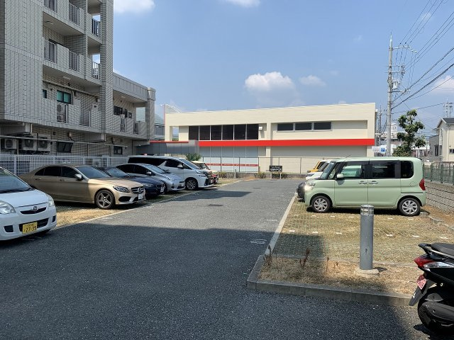 リッツサントノーレの駐車場