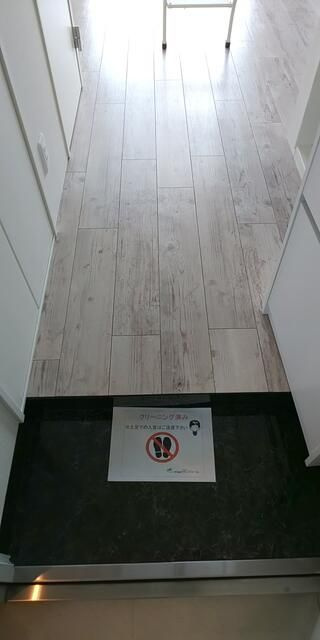 クレッシェンド平和島の玄関