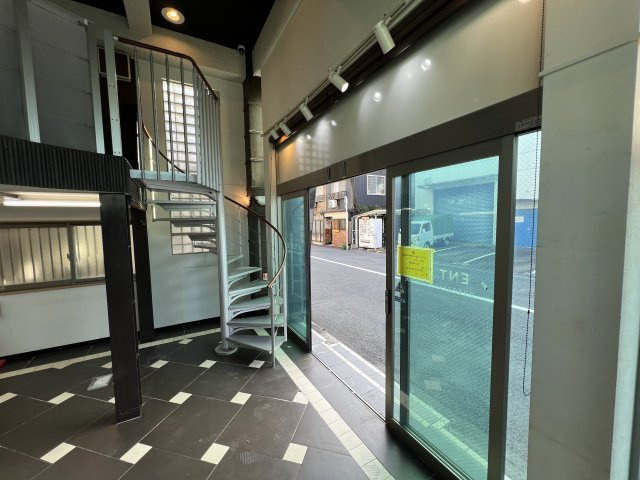 大阪市城東区古市３丁目の店舗事務所の内装