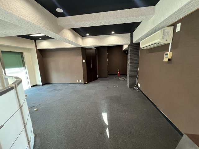 大阪市城東区古市３丁目の店舗事務所の内装
